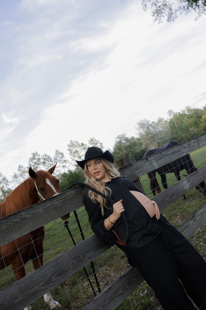 western style and editorial maternity photography example