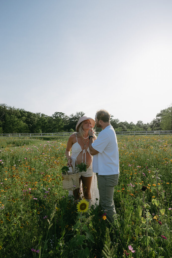 Showing examples of how maternity pictures jacksonville fl would turn out at Congaree and Penn. Meant to attract my dream client.